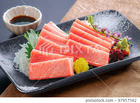 鮪魚生魚片 鮪魚生魚片 97957562