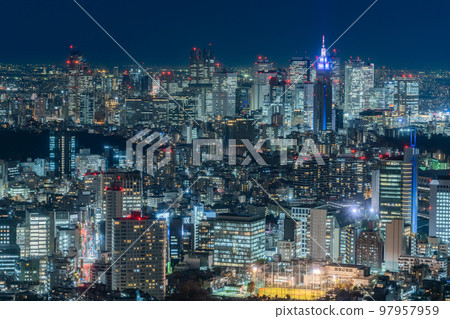 Tokyo night view overlooking Shinjuku buildings 97957959