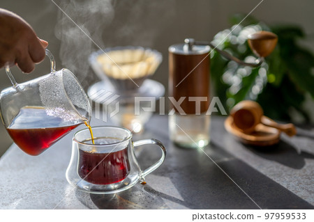 Coffee coffee hand drip ORIGAMI pour steam metal counter Coffee coffee hand drip ORIGAMI pour steam metal counter 97959533