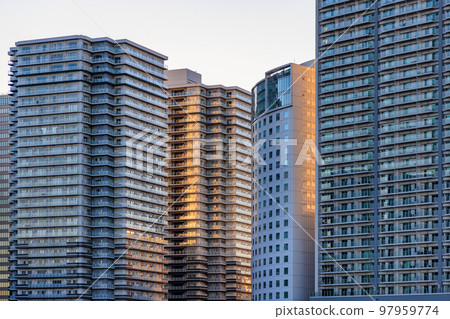 城市高層公寓 97959774