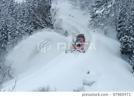 Yonesaka Line Uzen Matsuoka - Isa Territory JR East DD14-317 + DE10-1680 (Nagaoka) Tokusetsu Yonesaka Line Uzen Matsuoka - Isa Territory JR East DD14-317 + DE10-1680 (Nagaoka) Tokusetsu 97960471