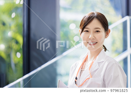 女醫生肖像簡介 97961825