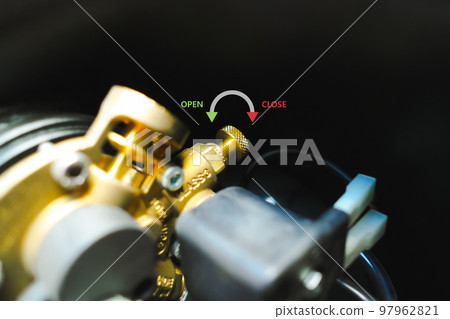 Brass rotation valve for opening or closing manual LPG or propane from gas container Brass rotation valve for opening or closing manual LPG or propane from gas container 97962821