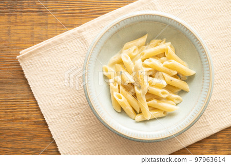 自製戈貢佐拉醬通心粉 自製戈貢佐拉醬通心粉 97963614