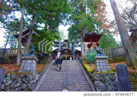 Mitsumine Shrine Shrine Chichibu Sansha Bronze Torii Worship Hall Mitsumine Shrine Shrine Chichibu Sansha Bronze Torii Worship Hall 97964677