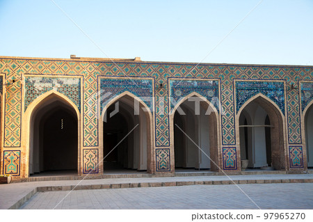 Minaret Kalon and Madrassah Miri Arab. Ensemble Poyi-Kalon. Bukhara. Uzbekistan. Minaret Kalon and Madrassah Miri Arab. Ensemble Poyi-Kalon. Bukhara. Uzbekistan. 97965270