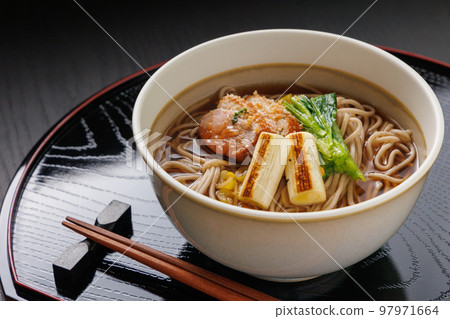 Ducks with garlic Ducks with garlic 97971664