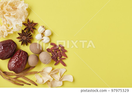 Yellow background medicinal material (right opening) Yellow background medicinal material (right opening) 97975329