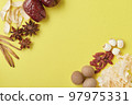 Yellow background medicinal material (diagonal center opening) 97975331