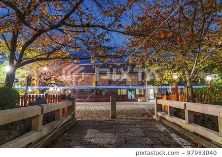 Kyoto's elegant Gion Shirakawa night view Tatsumibashi Autumn 97983040