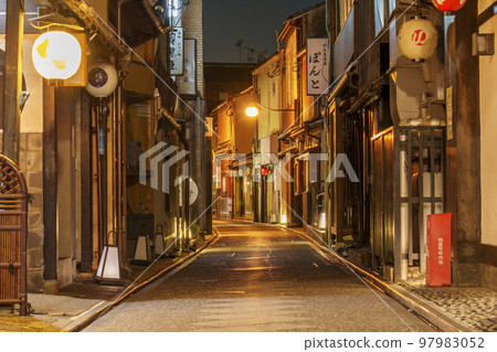 京都先鬥町夜間娛樂區 97983052