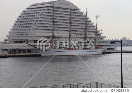 Training ship Nippon Maru anchored at the wharf of Kobe Port 97983559