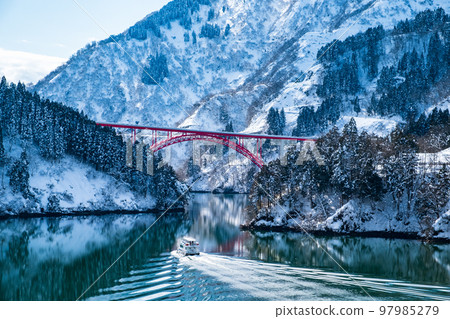 Shogawa Gorge (Winter) 97985279