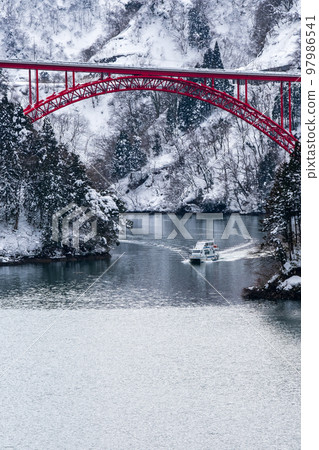 Shogawa Gorge (Winter) 97986541
