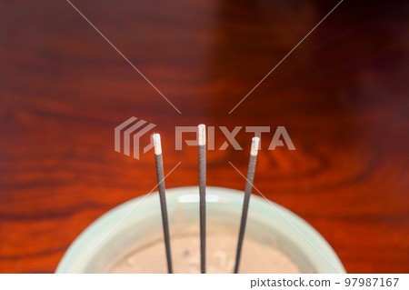 三炷香的特寫 三炷香的特寫 97987167