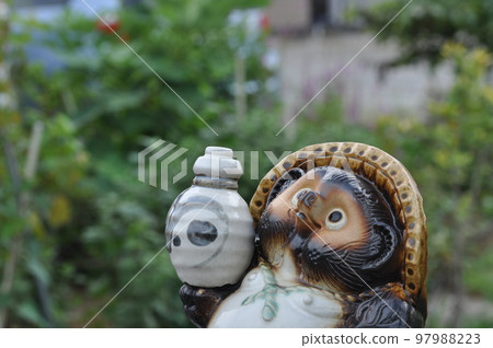 Shrine of Shigaraki ware Shrine of Shigaraki ware 97988223