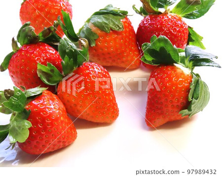 Strawberries Strawberries 97989432