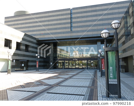 鎌倉美術館（正門/前庭） 97990218