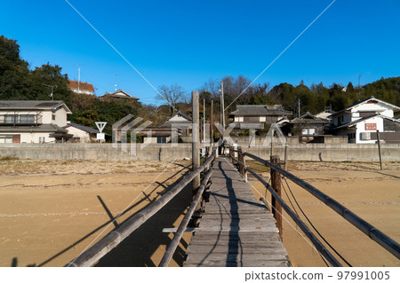 Takashima Wooden Pier and Yotaro Village Kasaoka City, Okayama Prefecture Takashima Wooden Pier and Yotaro Village Kasaoka City, Okayama Prefecture 97991005