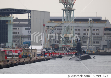 Submarine Taigei of the Japan Maritime Self-Defense Force just before commissioning at Mitsubishi Heavy Industries Kobe Shipyard Submarine Taigei of the Japan Maritime Self-Defense Force just before commissioning at Mitsubishi Heavy Industries Kobe Shipyard 97991674