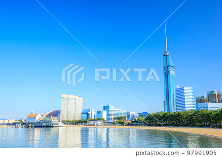Autumn townscape of Fukuoka city, Momochihama, Fukuoka city, Fukuoka prefecture 97991905