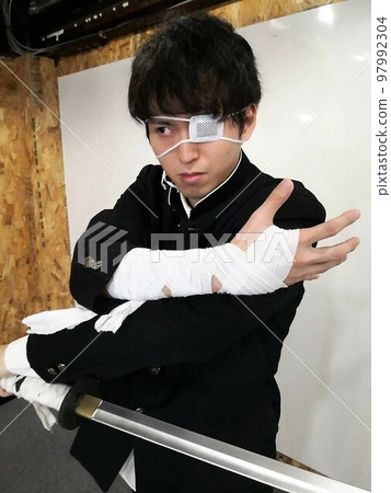 Chuunibyou crossing swords 97992304