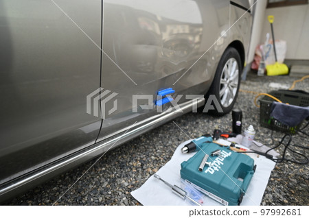 car dent repair 97992681