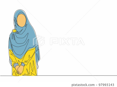 Single continuous line drawing of young happy beautiful muslimah wearing traditional arab clothing. Beauty Asian woman model in trendy hijab fashion concept one line draw design vector illustration 97993143