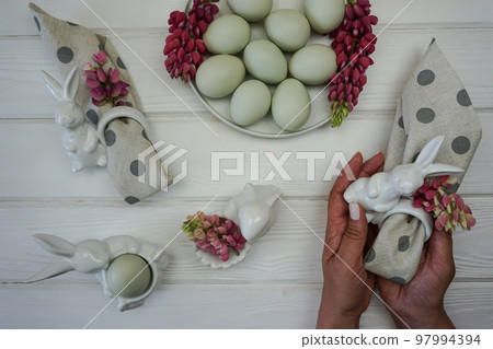 Making Easter decor with your own hands 97994394