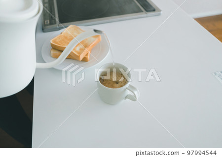 咖啡 喝咖啡 早餐 97994544