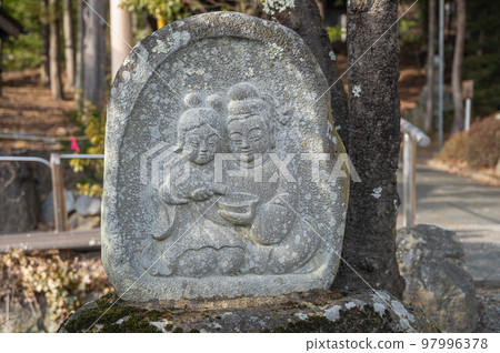三砂神社晴宮參道旁的宗泰道祖神 97996378