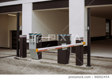 Barrier with light. 98002454