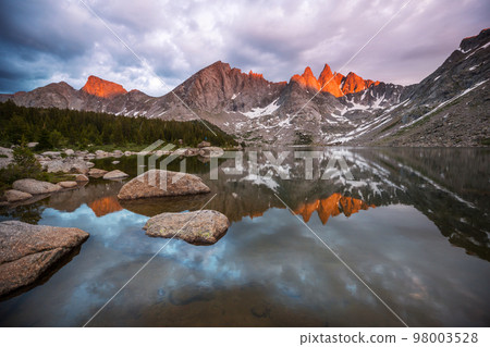 Wind river range 98003528