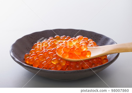 delicious salmon roe delicious salmon roe 98007860