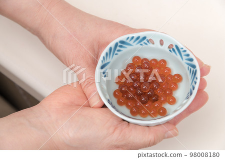[醬油醃三文魚子完成] 98008180