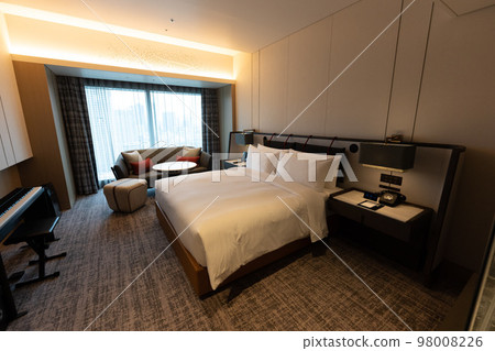 Luxury hotels in Tokyo 98008226