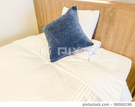 Comfortable hotel bedroom Comfortable hotel bedroom 98008296