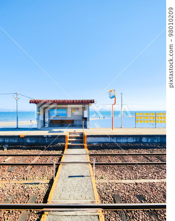 Shimabara Railway Omihigashi Station 98010209