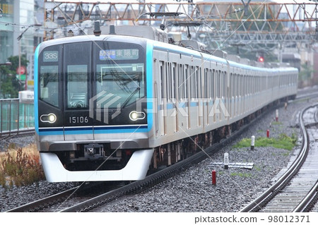 通勤列車東京地鐵東西線15000系列 通勤列車東京地鐵東西線15000系列 98012371