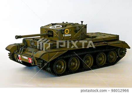 Plastic model of tank 98012966