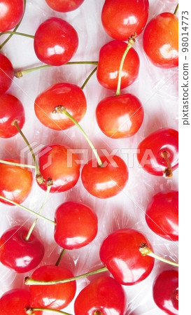 Smartphone wallpaper Cherries placed randomly Smartphone wallpaper Cherries placed randomly 98014773