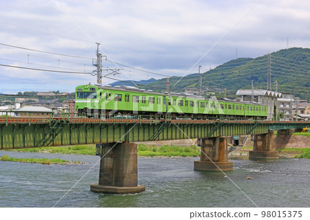 Vehicles running on the Nara Line 98015375
