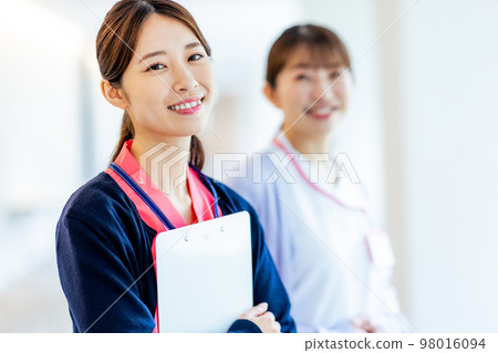 Nurse image female shooting cooperation: LINK FOREST 98016094