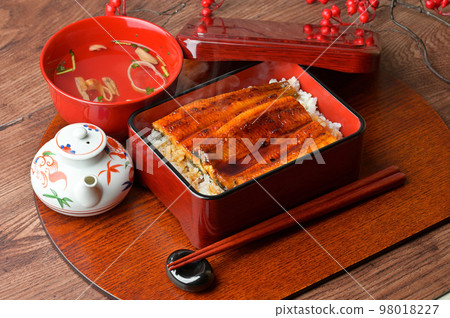Note) Steam is synthetic. Domestic eel kabayaki, eel kabayaki, eel kabayaki, kabayaki, luxury gourmet, seafood dishes, eel dishes. 98018227