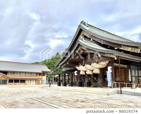 出雲大社 98019374