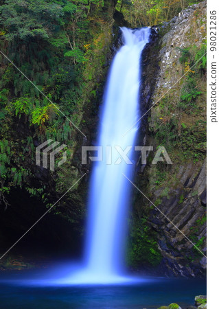Rinno Waterfall 98021286