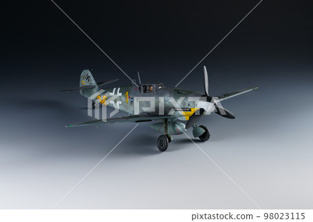 toy, airplane, fighter plane 98023115