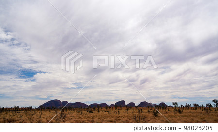 Silhouette of Kata Tjuta (Mount Olga) 98023205