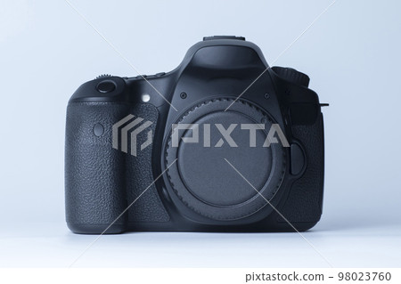 SLR camera with vari-angle monitor 98023760