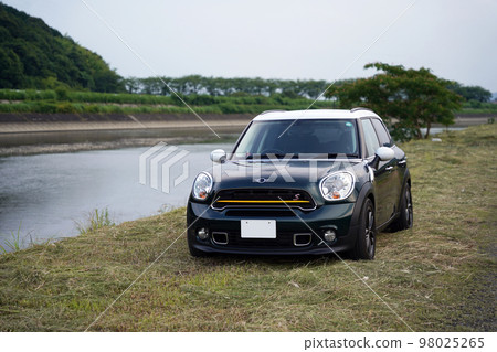 Riverside MINI Crossover Riverside MINI Crossover 98025265